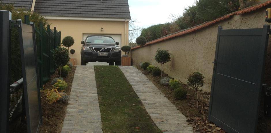 Aménagement d'allée près de Caen